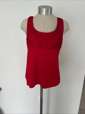 Grace Elements Red Floral Appliqué Scoop Neck Camisole‎